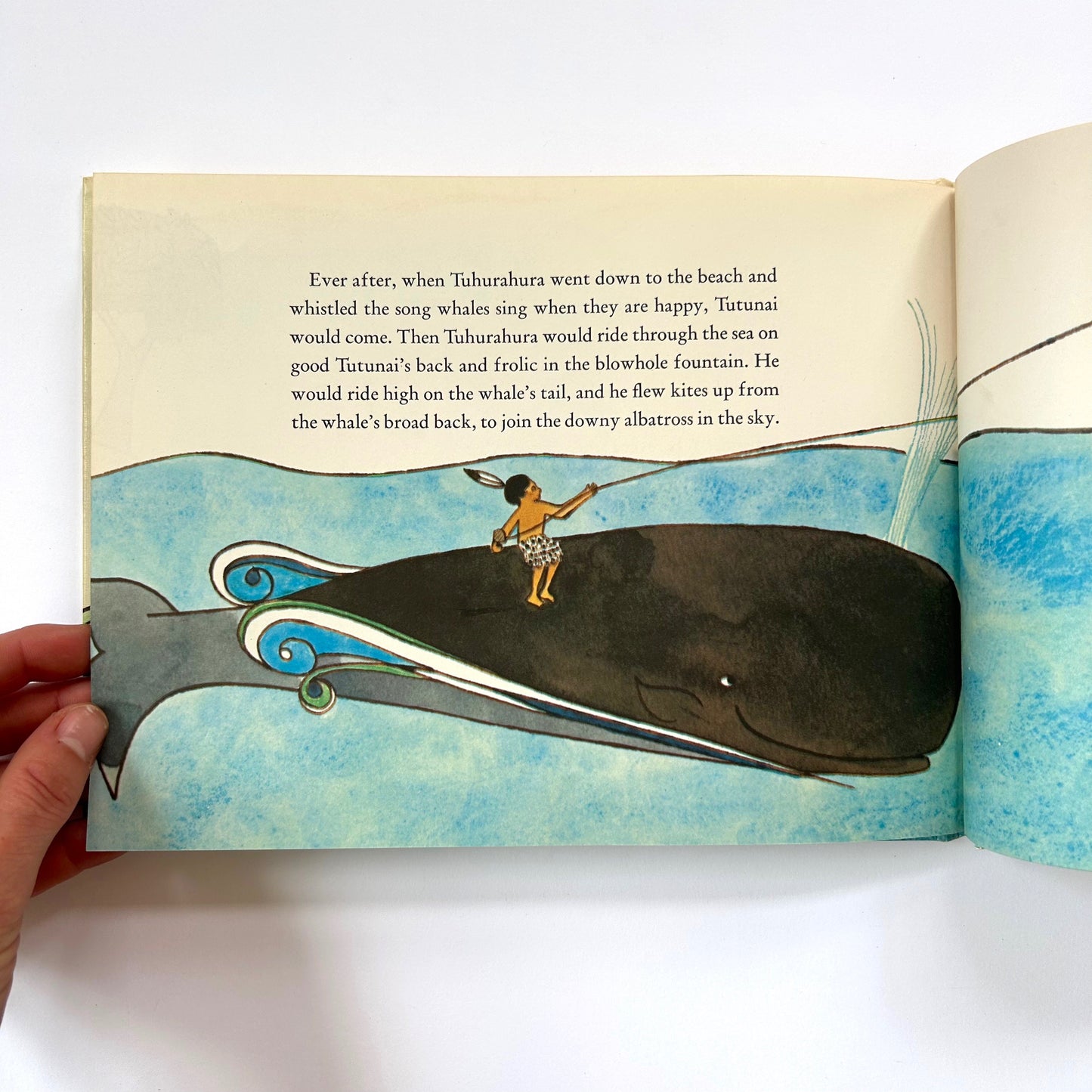 Tuhurahura and the Whale
