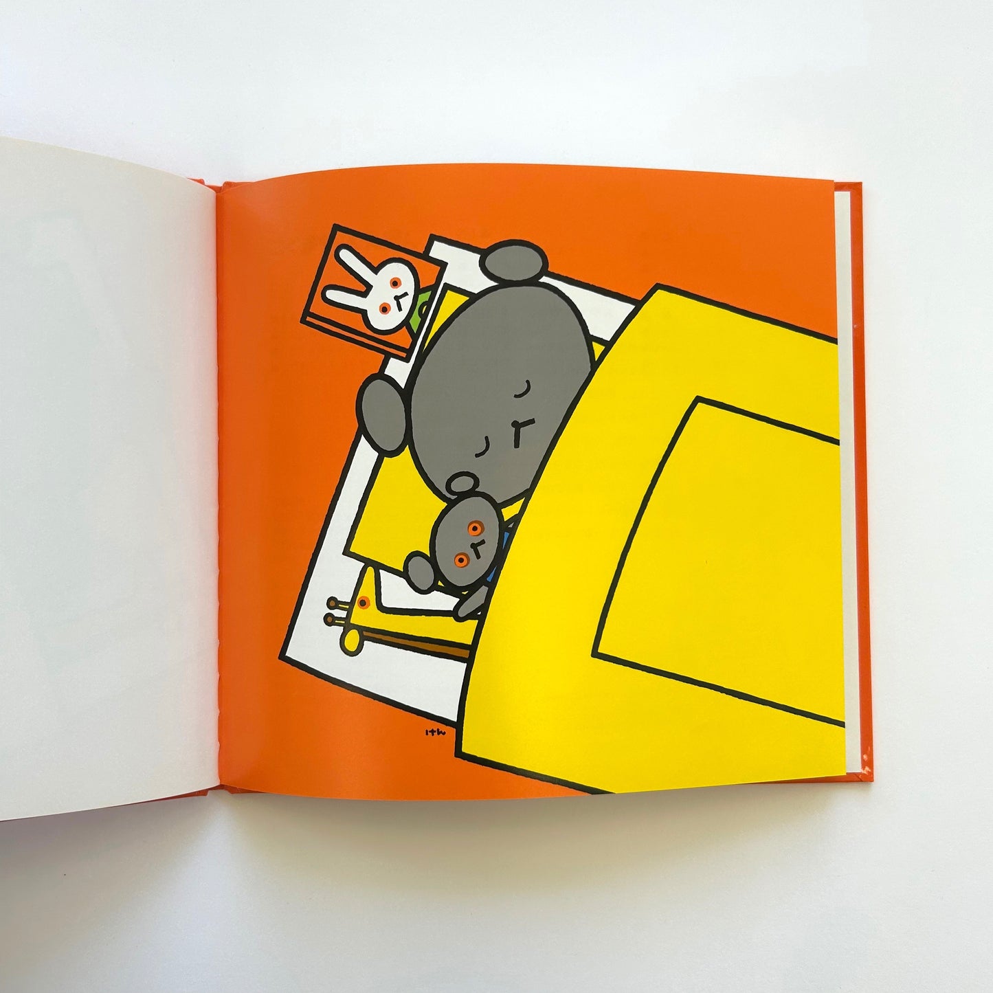 Goodnight, Little Bear (Japanese Language Book)